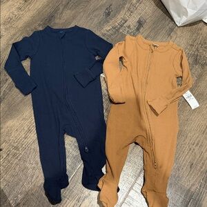 NWT Old Navy Ribbed Zip-Front One-Piece Footed Pajamas - Navy and Rust